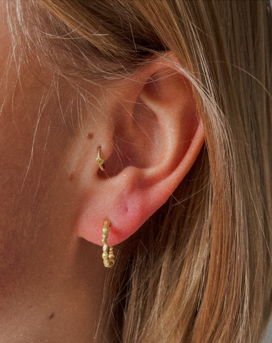 Trail Medium Gold Hoop
