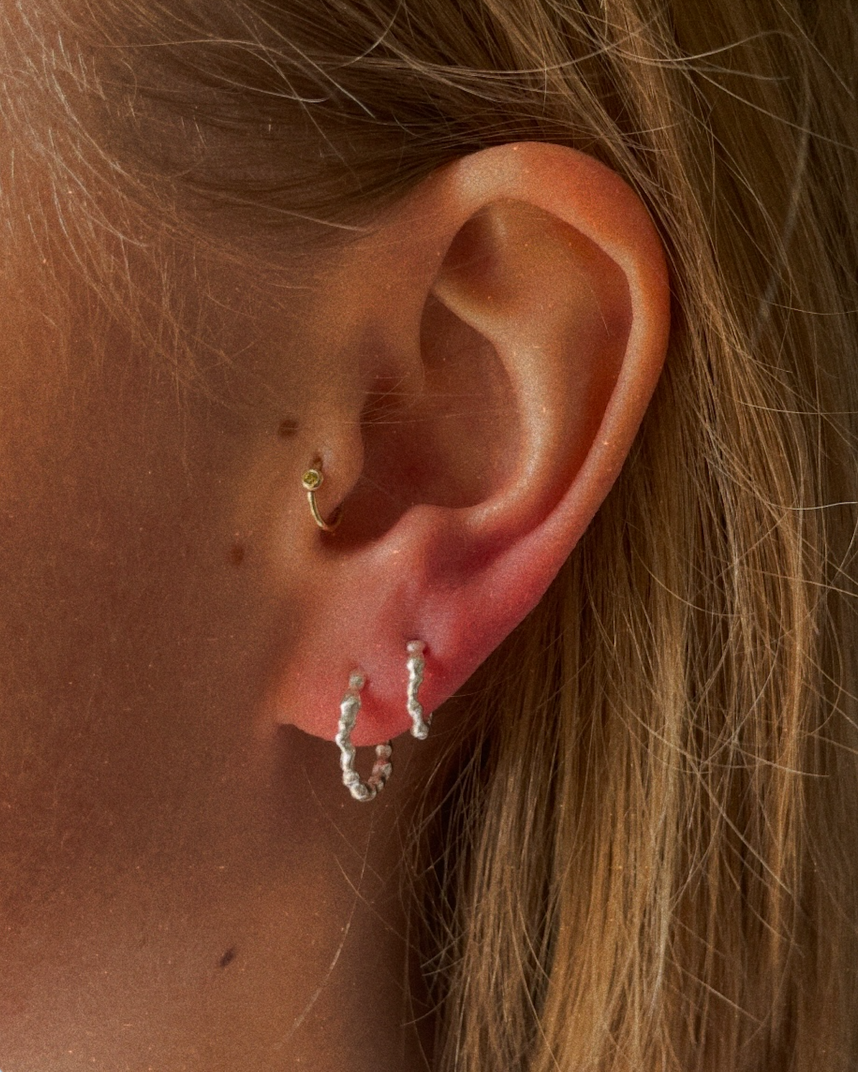 Trail Medium Silver Hoop